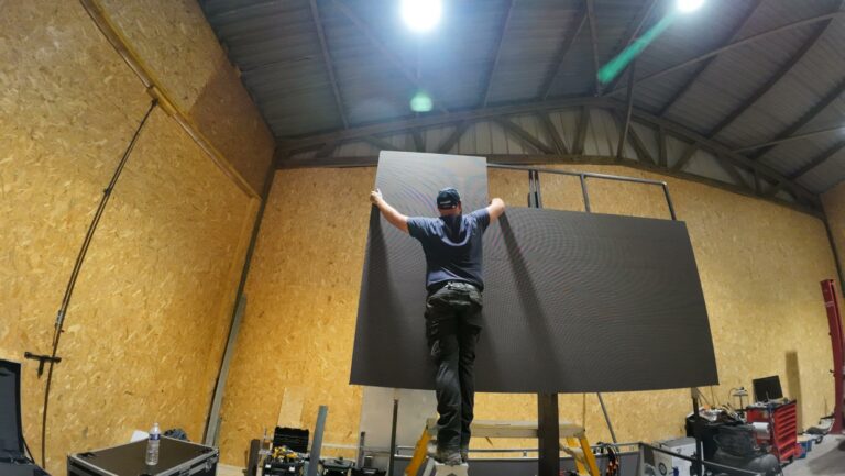 création d'écran sur remorque wawacom normandie